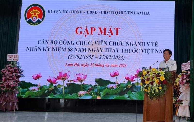 Đồng chí Hoàng Thanh Hải, Bí Thư Huyện ủy phát biểu chúc mừng
