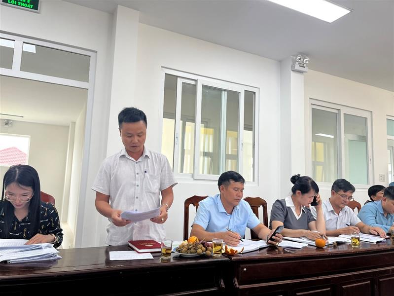 Đồng chí Nguyễn Minh Toản - Bí thư Đảng ủy xã Tân Hà phát biểu tại buổi làm việc