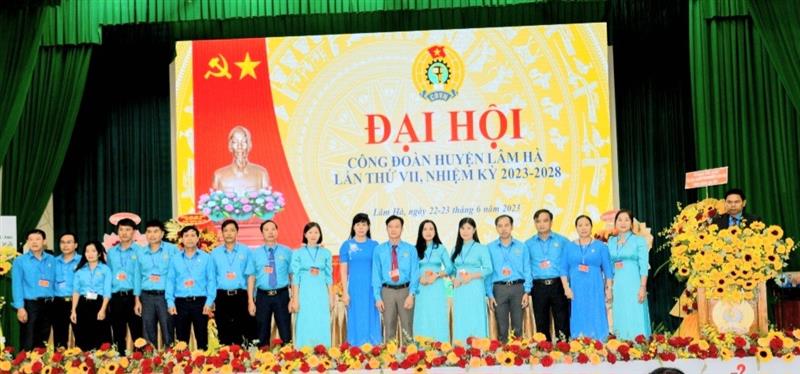 Ban Chấp hành Công đoàn huyện Lâm Hà ra mắt Đại hội lần thứ VII, nhiệm kỳ 2023-2028