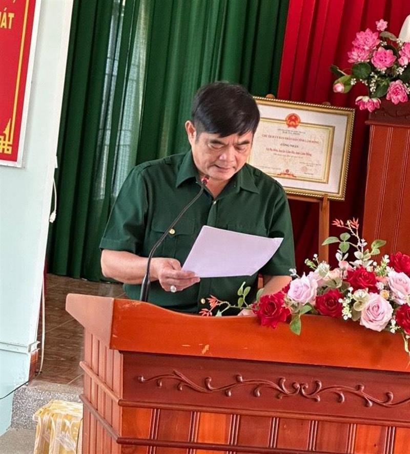 Đồng chí Hà Văn Thuận - Phó Bí thư Thường trực Huyện ủy, phát biểu chỉ đạo Lễ ra quân đợt công tác dân vận tại xã Đạ Đờn